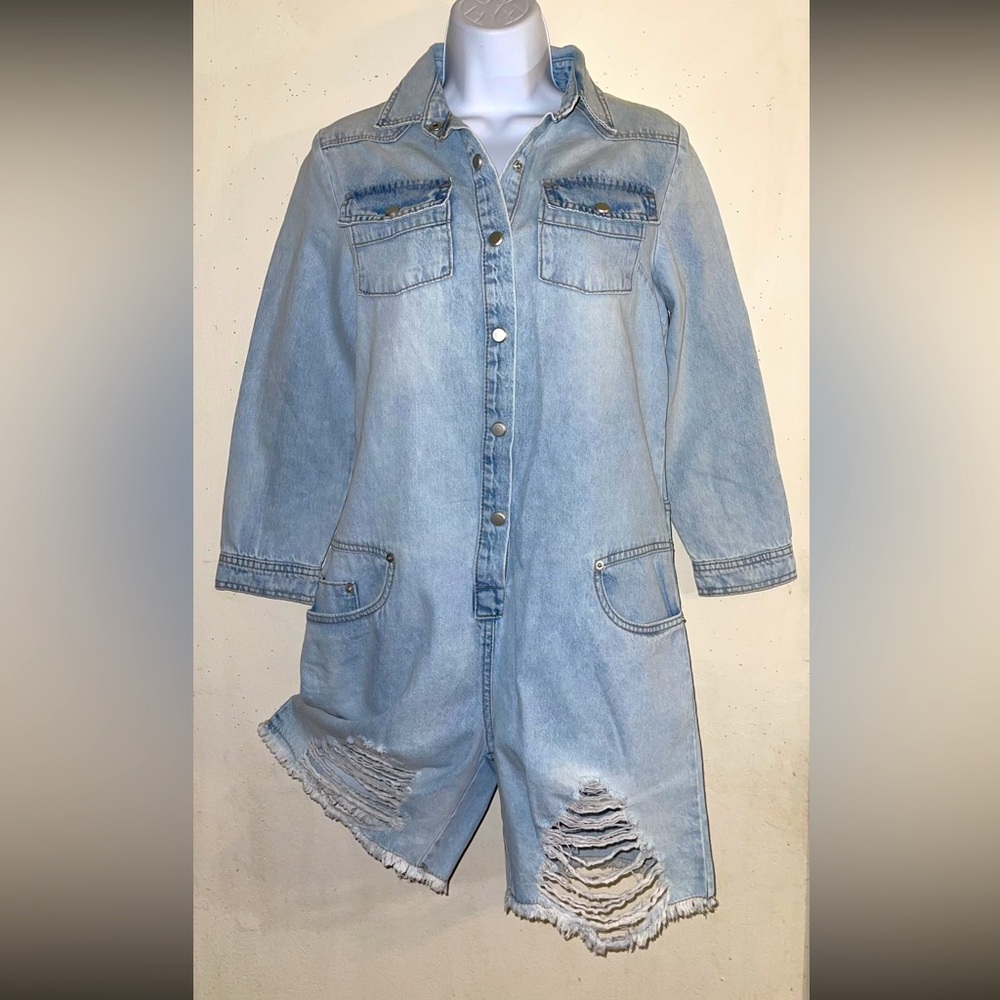 Distressed Romper - Picture 4 of 6